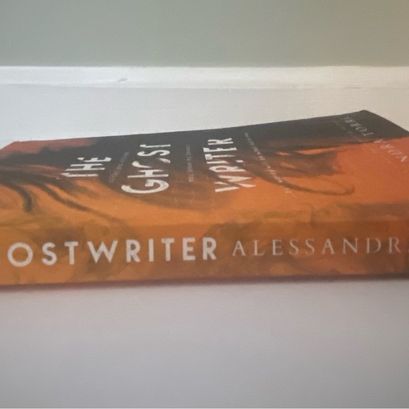 Book-The Ghost Writer by Alessandra Torre - Picture 3 of 3